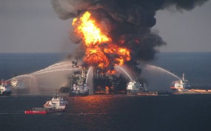 BREAKING: Offshore Oil Rig Explodes 20 Miles From New Orleans :: Above ...